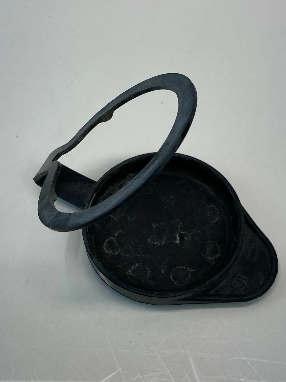2005-2009 CHEVROLET EQUINOX WINDSHIELD WIPER WASHER FLUID RESERVOIR TANK CAP OEM