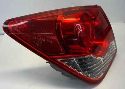 2011-2016 CHEVROLET CRUZE LEFT DRIVER OUTER TAIL LIGHT TAILLIGHT LAMP ASSY