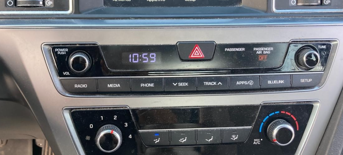 15-17 Hyundai Sonata Center Dash Radio Audio Control w/Hazard Panel Trim Bezel