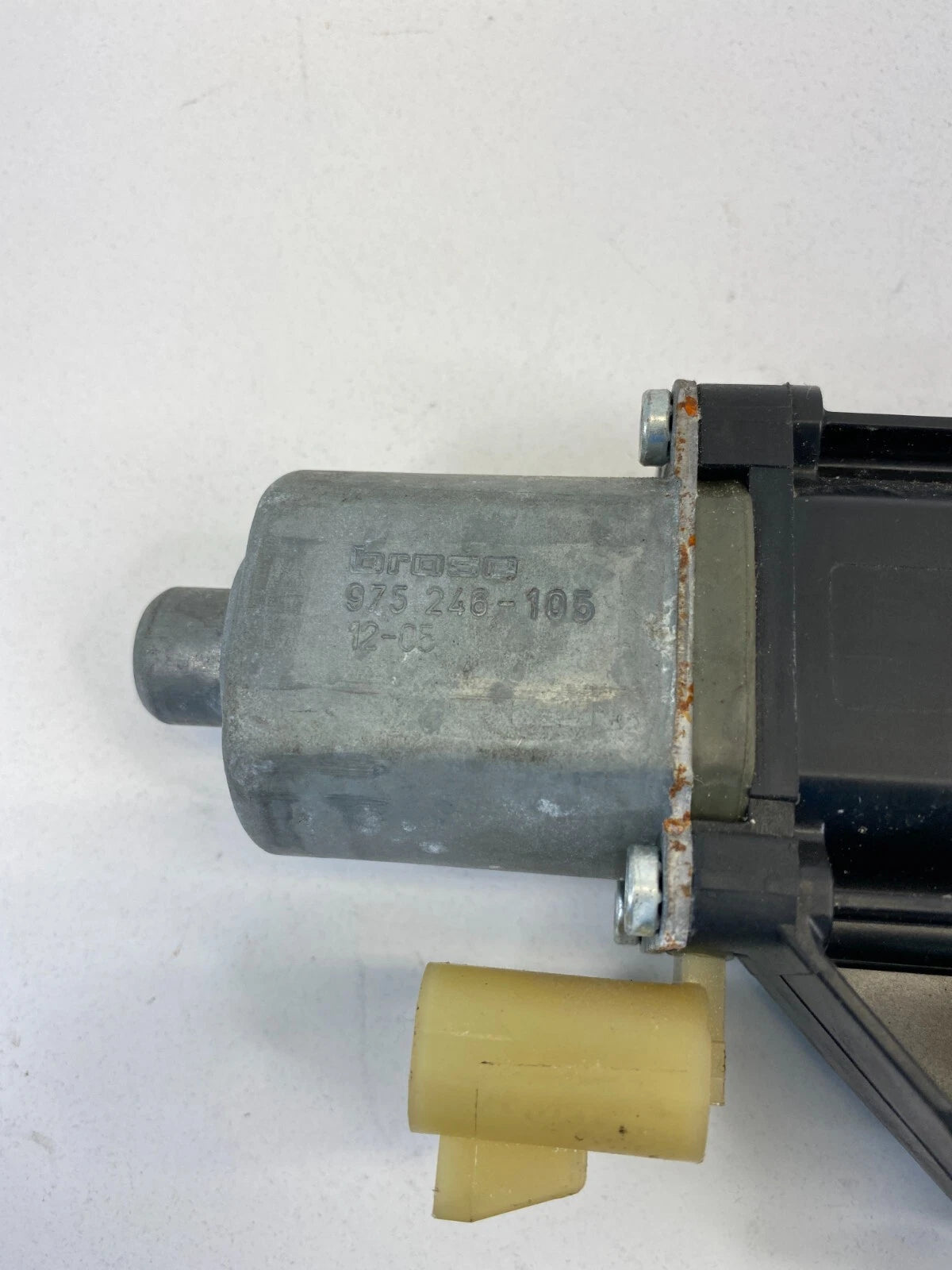 2009-2017 CHEVROLET TRAVERSE REAR LEFT SIDE POWER WINDOW MOTOR 0130822365 OEM