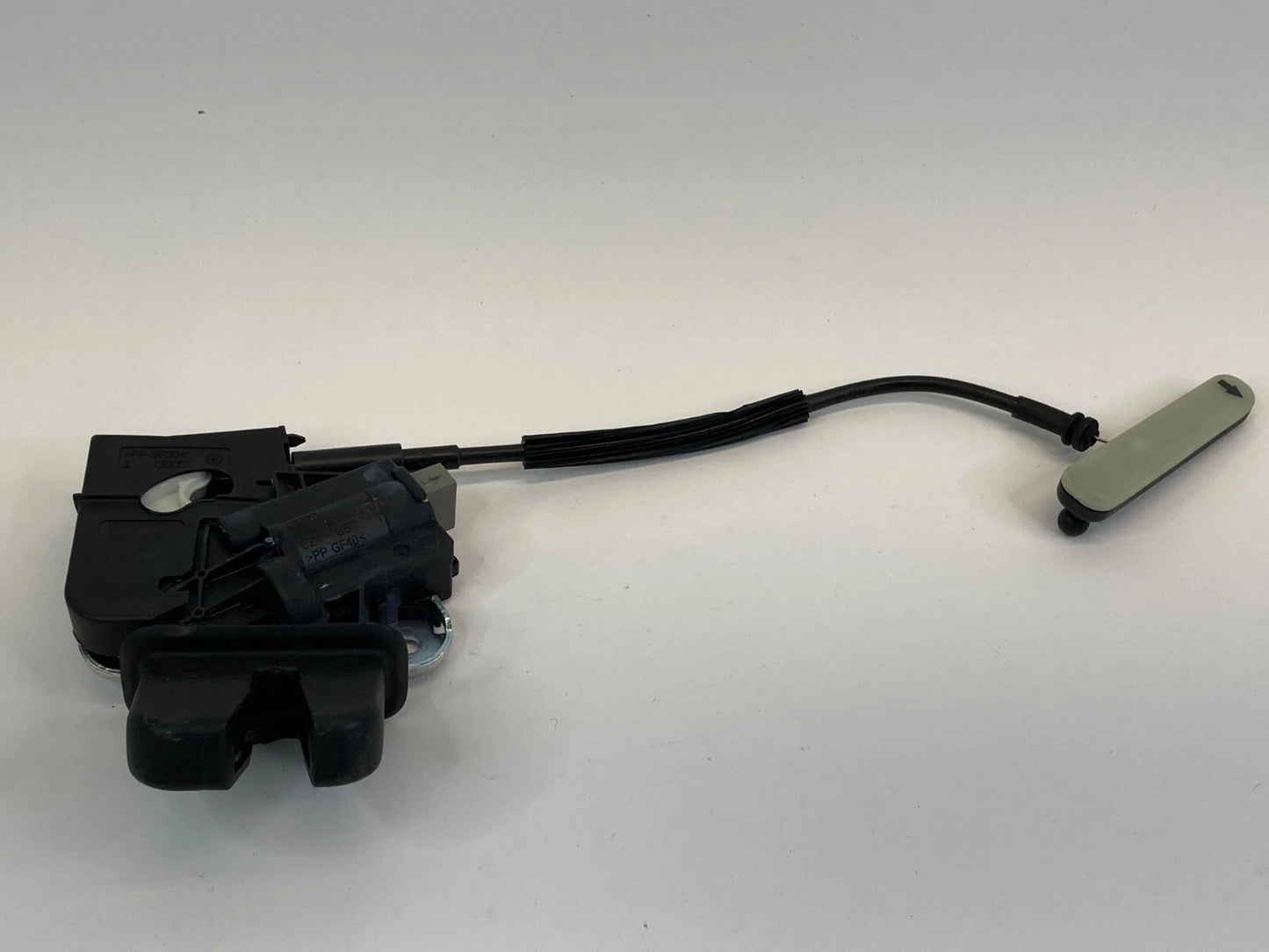 2005-2011 AUDI A6 QUATTRO REAR TRUNK LOCK LATCH ACTUATOR RELEASE 4F5827505D OEM
