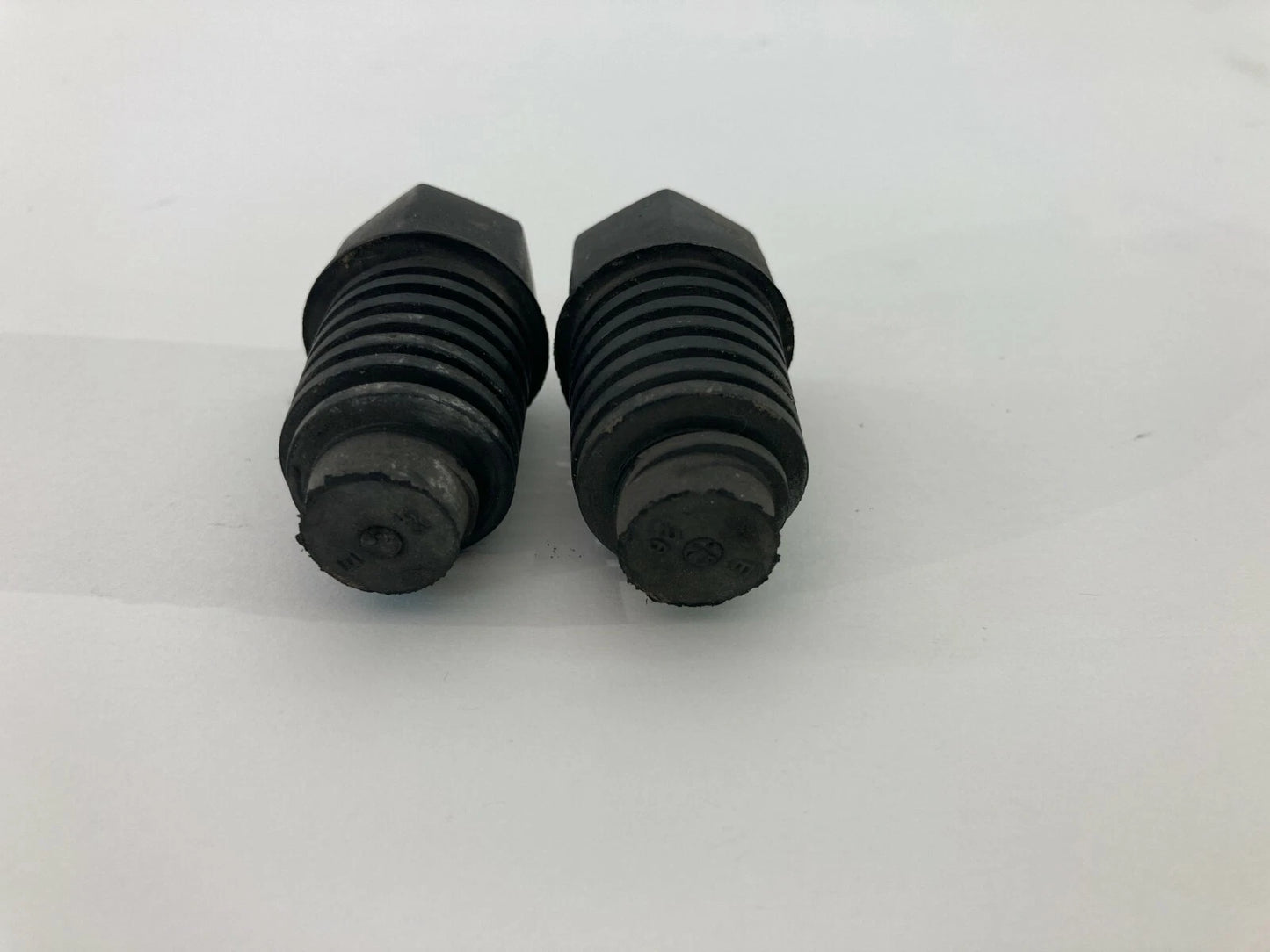 2006-2008 CHEVROLET MALIBU FRONT HOOD ADJUSMENT RUBBER BUMPER STOP SET PAIR OEM