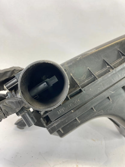 2010-2015 TOYOTA PRIUS AIR CLEANER FILTER BOX UPPER AND LOWER OEM 17701-37170
