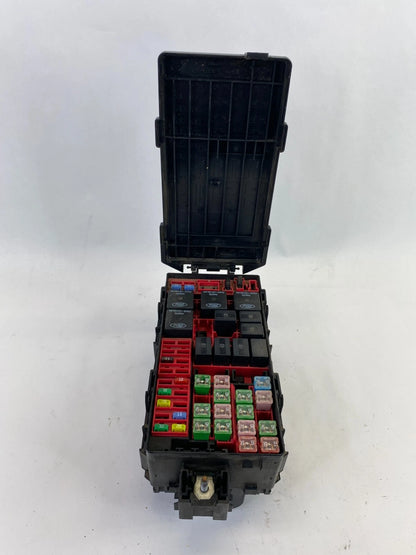 2004-2011 LINCOLN TOWN CAR 4.6L ENGINE FUSE RELAY BOX JUNCTION POWER MODULE OEM