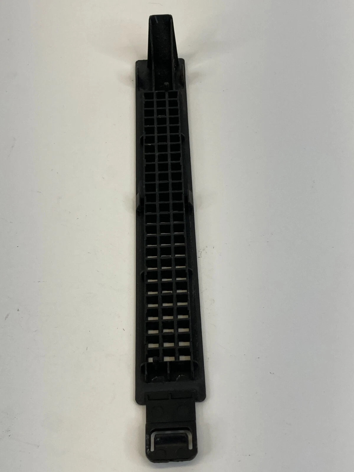 2008-2013 NISSAN ROGUE FRONT RIGHT SIDE WINDSHIELD COWL PANEL TOP GRILL GRILLE