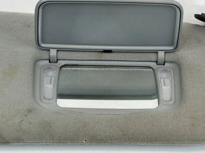 2003 2004 HONDA PILOT RIGHT PASSENGER SIDE SUNVISOR SUN VISOR SHADE W/ LIGHT OEM