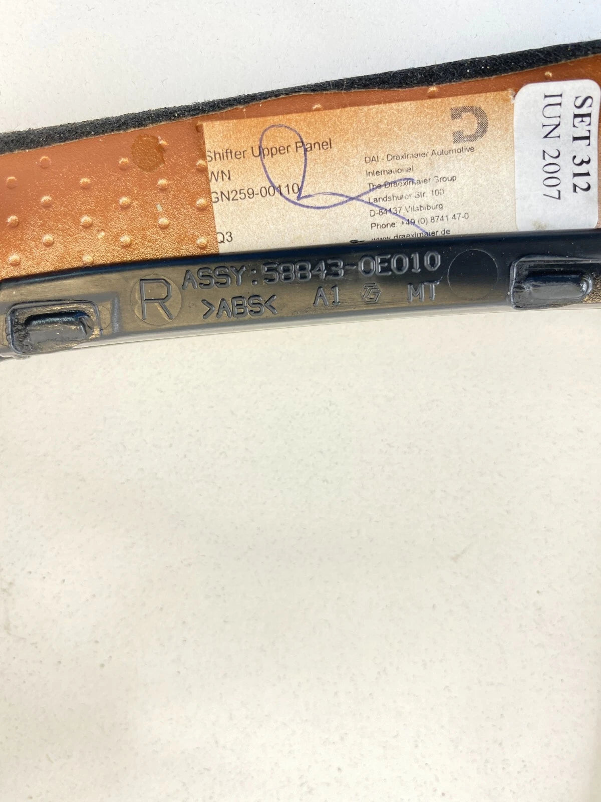 2007 2008 LEXUS RX350 04-06 RX330 CENTER SHIFTER SHIFT BEZEL UPPER 58843-0E010