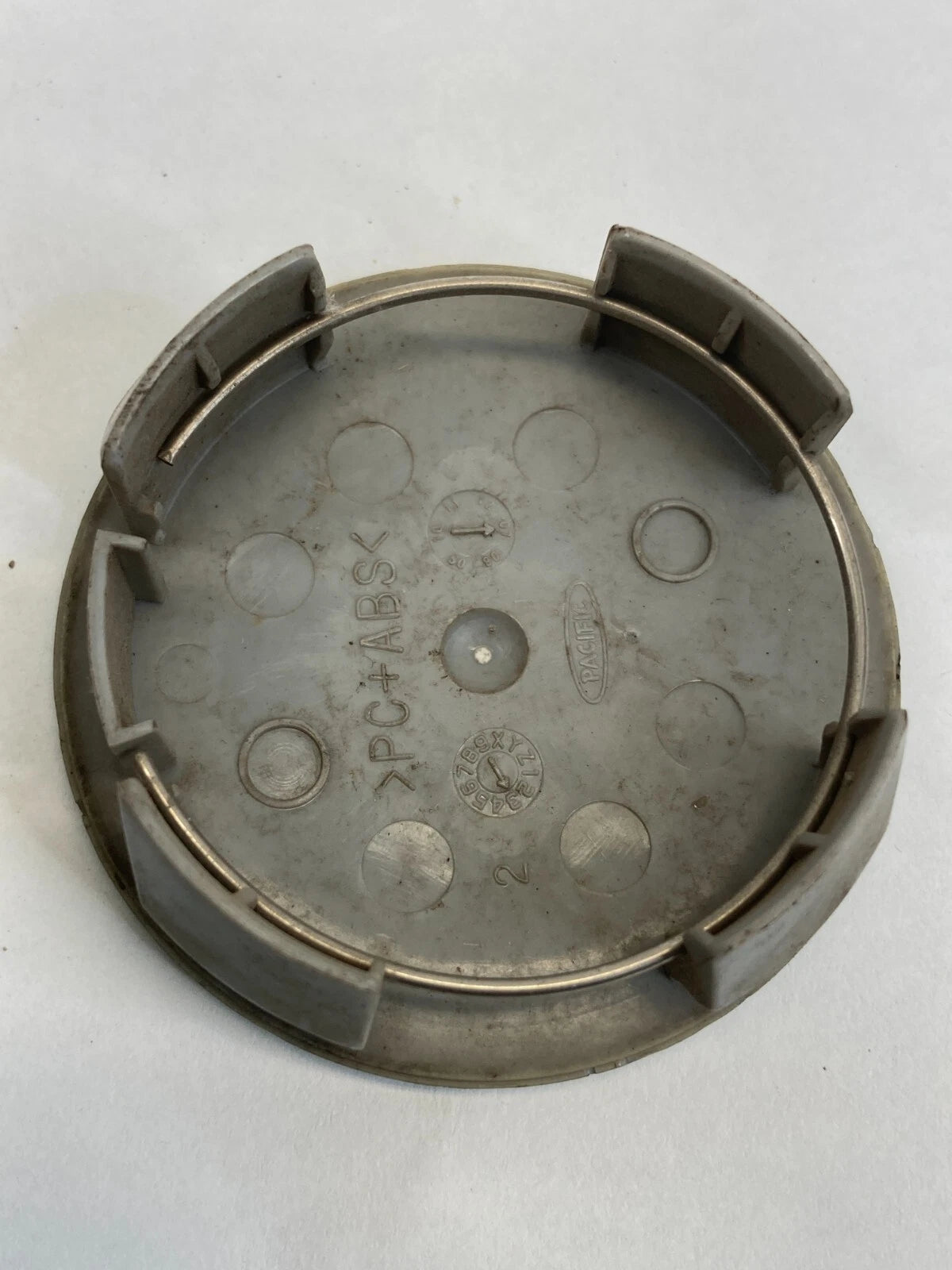 2005 06 07 08 09 10 SCION TC WHEEL RIM CENTER CAP HUBCAP COVER TRIM OEM