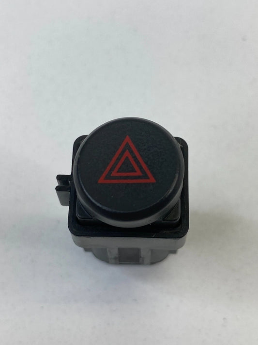 2008 2009 2010 2011 2012 CHEVROLET CHEVY MALIBU HAZARD WARNING BUTTON SWITCH OEM