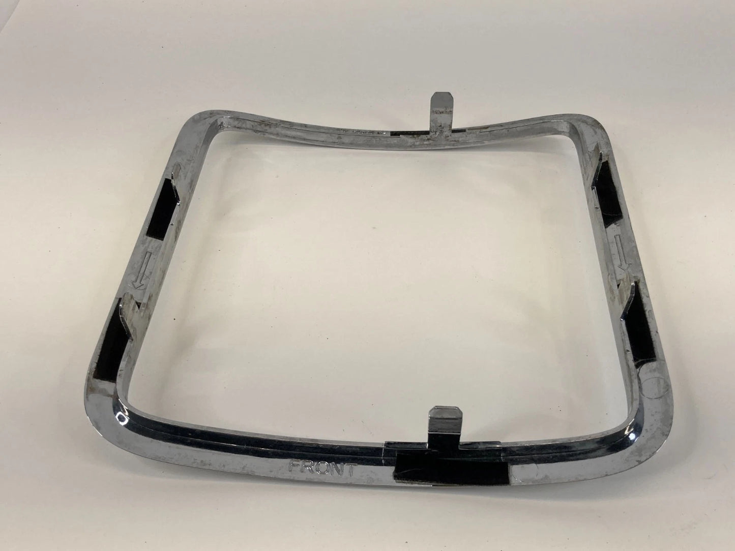 2005-2007 JEEP GRAND CHEROKEE CENTER CONSOLE BEZEL TRIM SHIFTER RIN CHROME