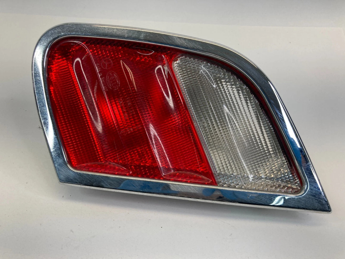99-03 MERCEDES-BENZ CLK430 REAR RIGHT SIDE INNER TAILLIGHT LAMP 2088201264 OEM