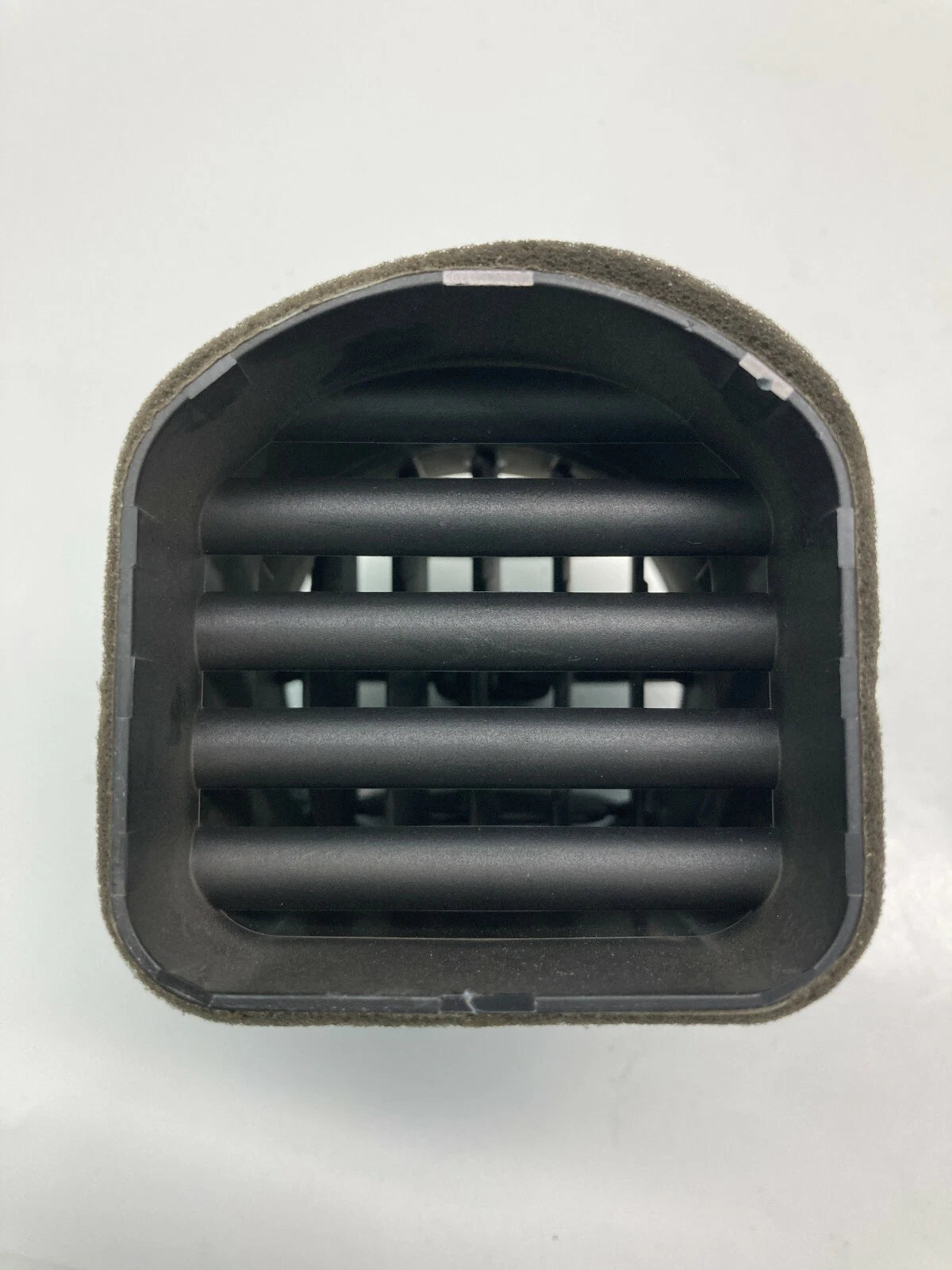 2005 2006 2007 FORD FREESTYLE CENTER RIGHT PASSENGER SIDE DASH AC AIR VENT OEM