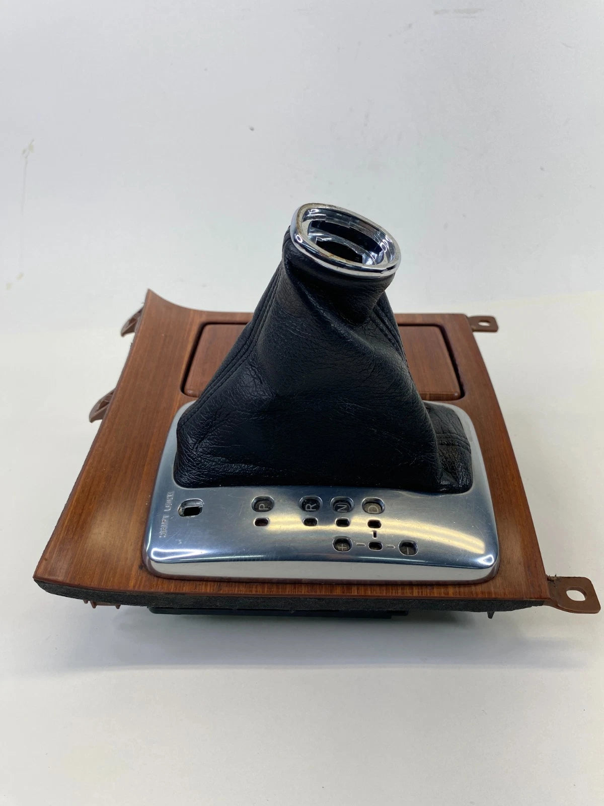 2006-2008 INFINITI M35 AUTO TRANS CENTER CONSOLE SHIFT SHIFTER BOOT & BEZEL WOOD