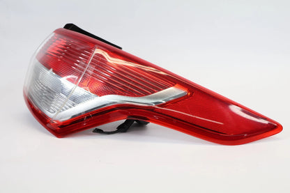 2013-2016 FORD ESCAPE RIGHT REAR OUTER TAILLIGHT LAMP UNIT VPCJ5X-13440-A