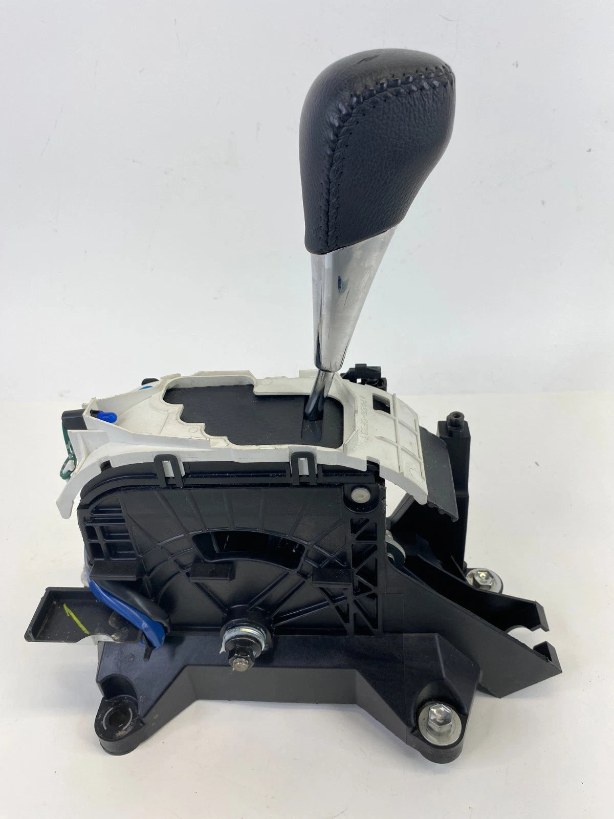 2008-2012 Toyota Avalon Automatic Floor Gear Shifter Lever Handle Assembly OEM