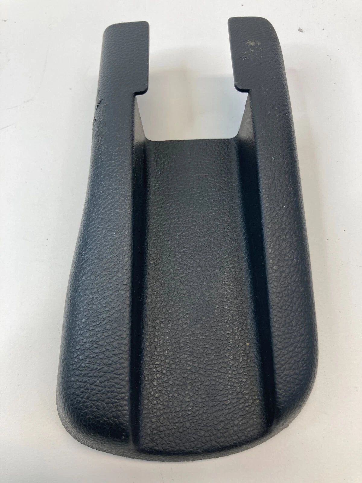 2009-2013 HONDA FIT PASSENGER SEAT FRONT RIGHT INNER TRACK COVER 81104-TF0-G010