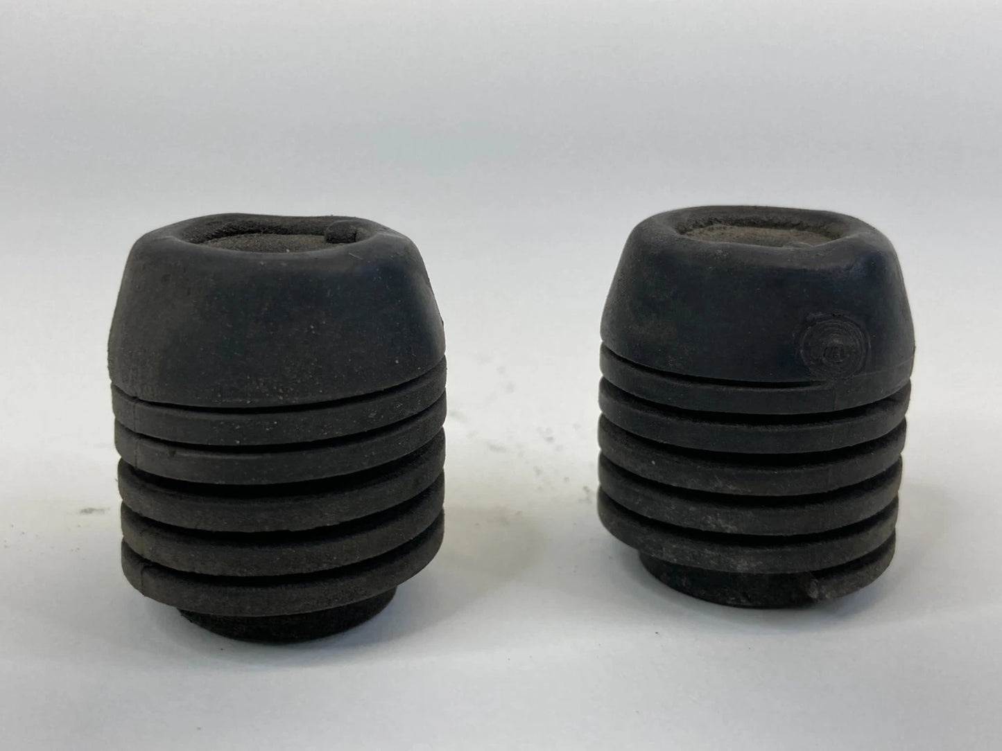 2006-2015 HYUNDAI SONATA FRONT HOOD RUBBER CUSHION BUFFER STOPPER BUMPER PAIR