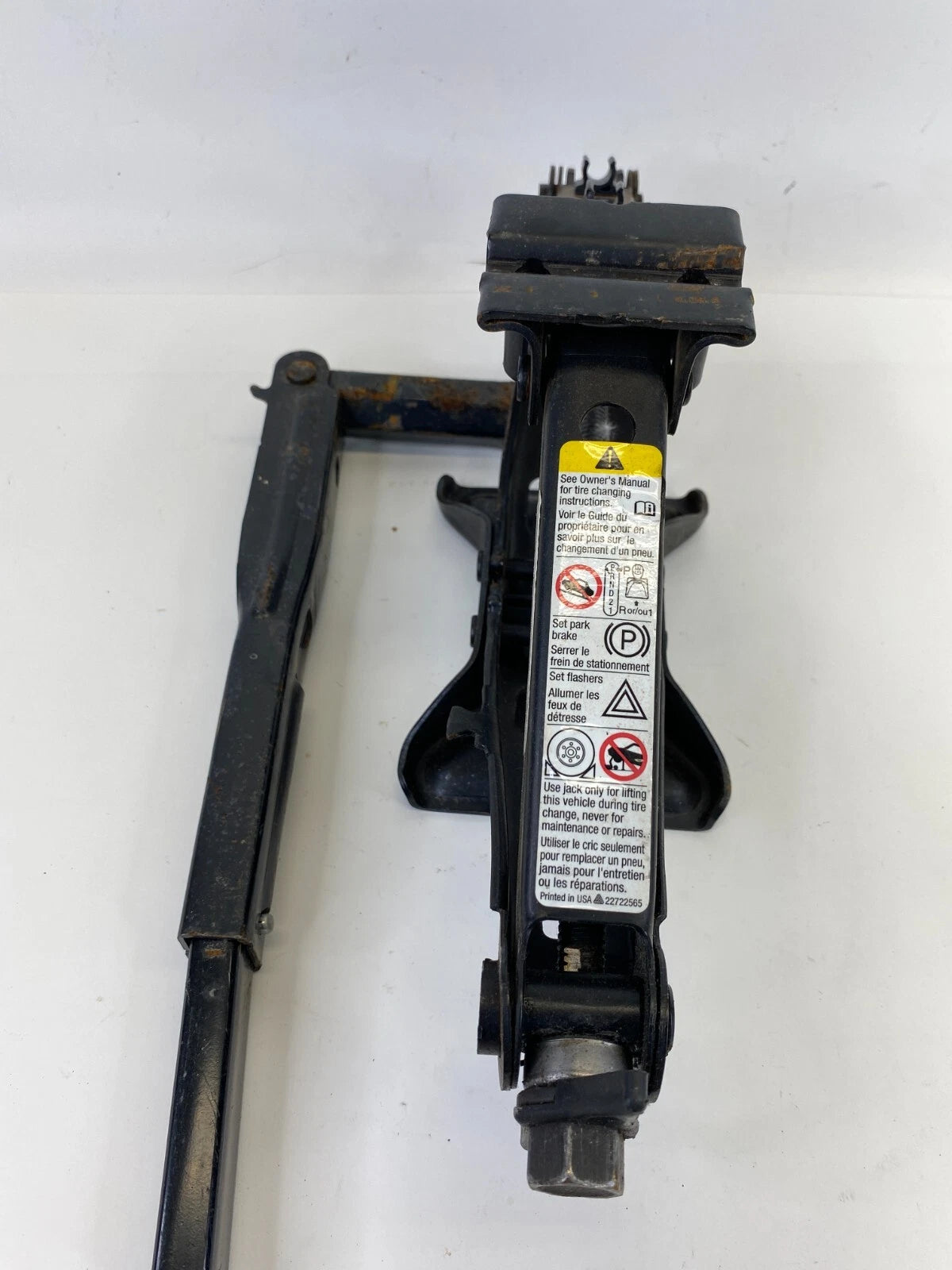 2005-2010 PONTIAC G6 EMERGENCY SPARE TIRE JACK HANDLE LUG WRENCH 22722566 OEM