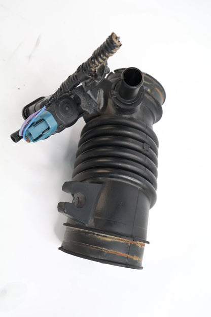 2007-2018 TOYOTA YARIS 1.5L ENGINE AIR CLEANER INTAKE HOSE TUBE DUCT 17880-21001