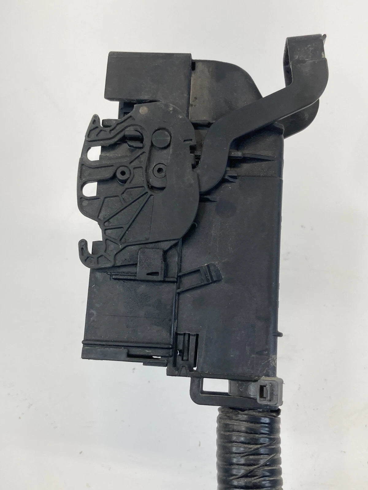 2006 2007 INFINITI M35 3.5L V6 A/T RWD ABS PUMP CONNECTOR PLUG UNIT WIRE SOCKET