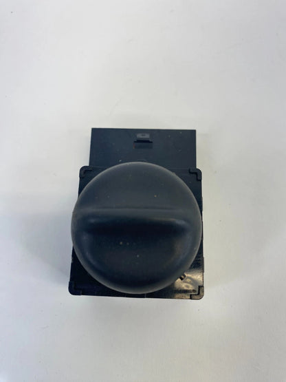 2009-2011 BUICK ENCLAVE FRONT LEFT SIDE SEAT LUMBAR CONTROL SWITCH 25948854 OEM