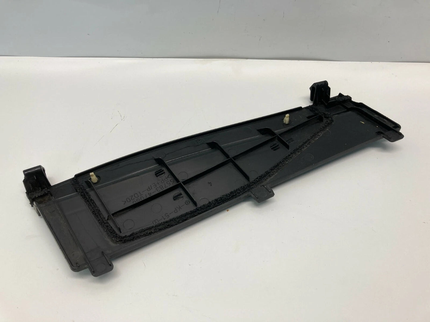 10 TOYOTA PRIUS FRONT WINDSHIELD LOUVER COWL COVER TRIM PANEL BEZEL 55783-47080