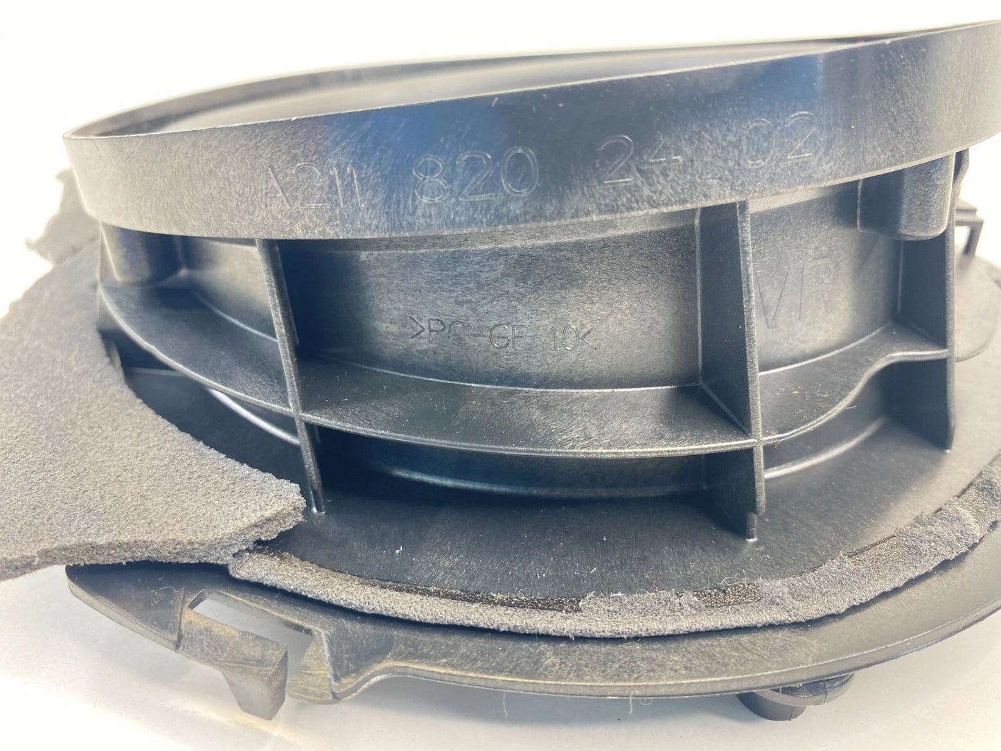 2003-2009 Mercedes Benz E320 Front Right Side Door Audio Speaker A2118202402 OEM