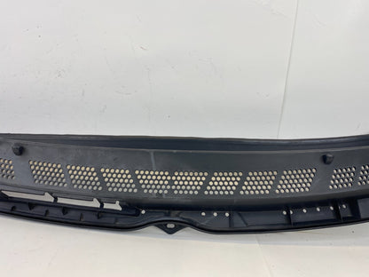 2005-2010 Honda Odyssey Front Windshield Cowl Top Panel Grille 74200-SHJ-A000