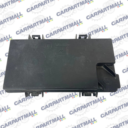 2008-2010 Chrysler Town & Country Grand Caravan Engine Relay Fuse Box Cover Cap