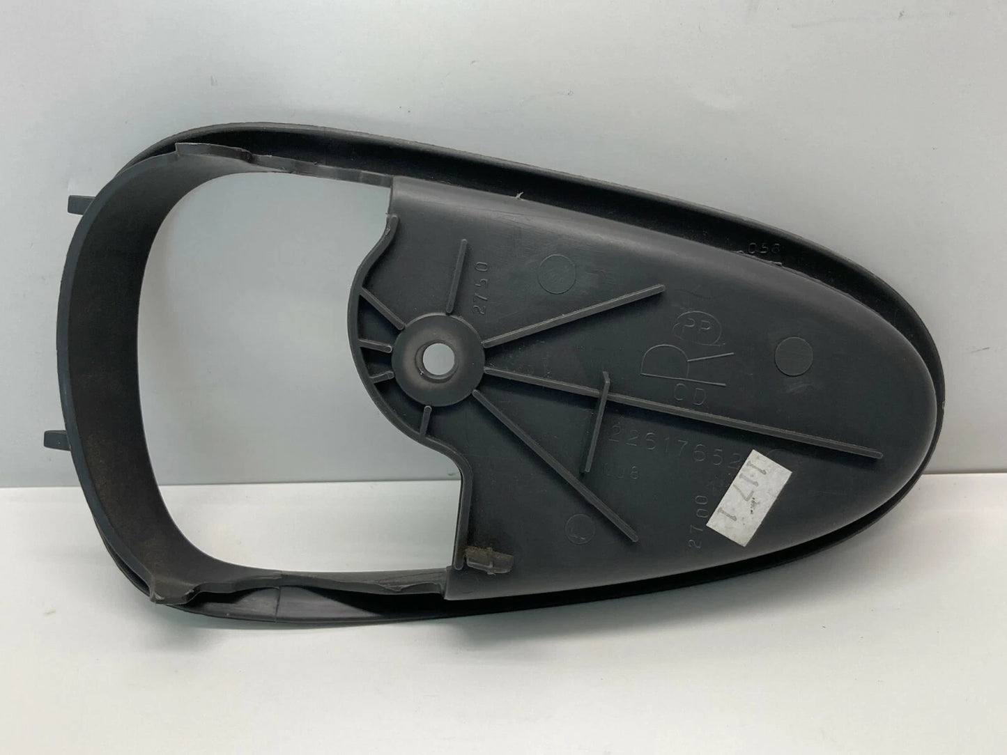 1999-2005 PONTIAC GRAND AM FRONT RIGHT PASSENGER SIDE INSIDE DOOR HANDLE BEZEL