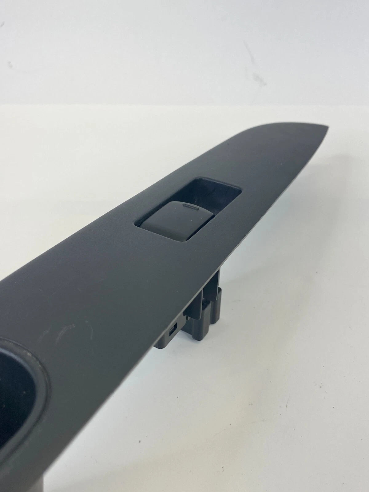 2007-2012 NISSAN SENTRA RR RIGHT DOOR SIDE WINDOW CONTROL SWITCH OEM 82960-ET000