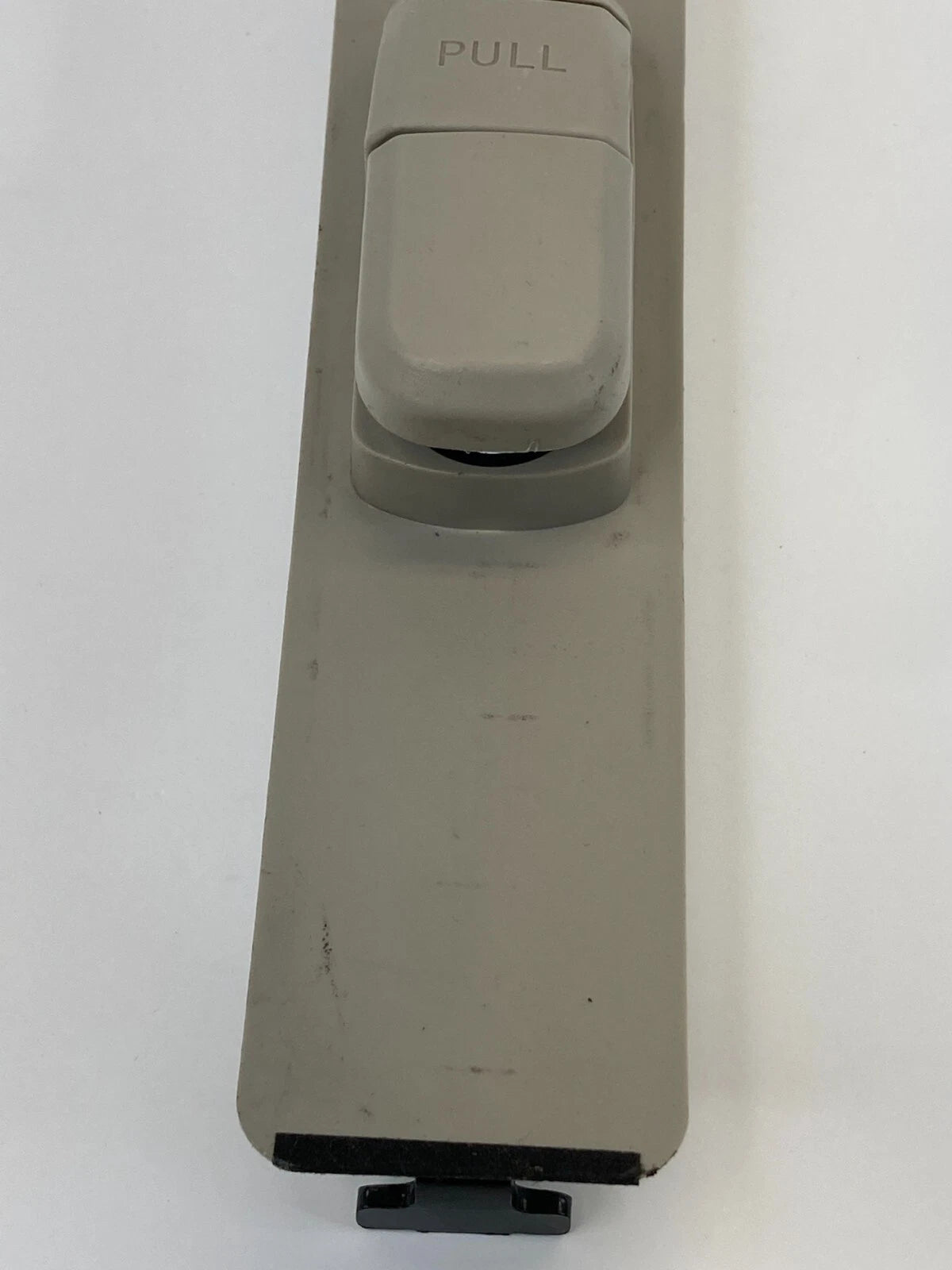 2006-2011 MERCURY MILAN FRONT RIGHT PASSENGER SEAT BELT HEIGHT ADJUSTER TRIM