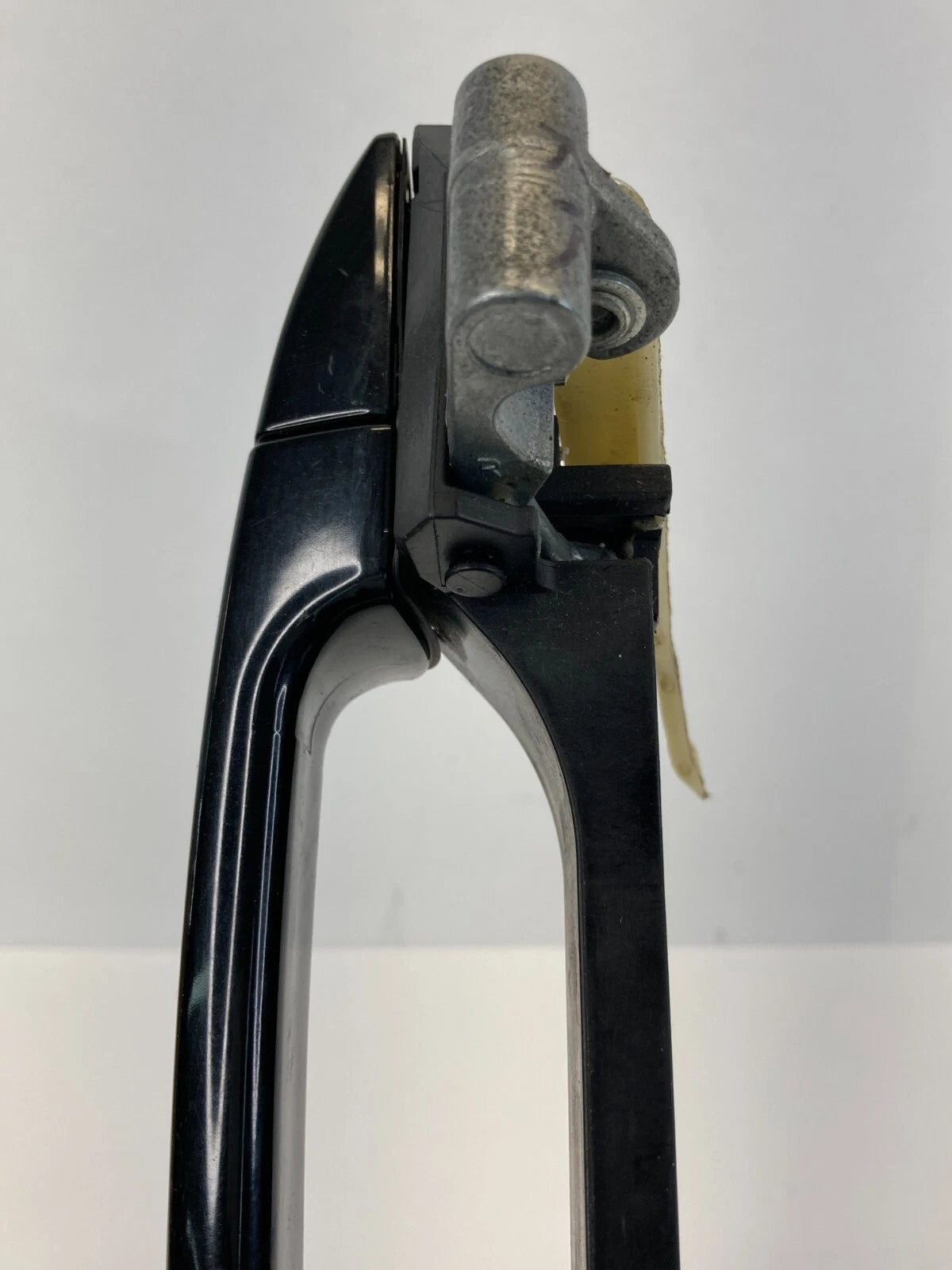 2010-2014 SUBARU LEGACY REAR RIGHT SIDE EXTERIOR OUTSIDE DOOR HANDLE ASSEMBLY