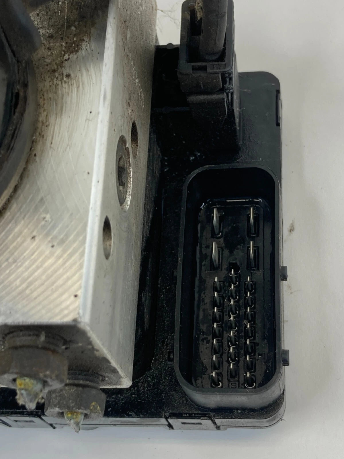 1999-2001 HYUNDAI ELANTRA 2.0L AT ABS ANTI-LOCK BRAKE PUMP MODULE 9566038000 OEM