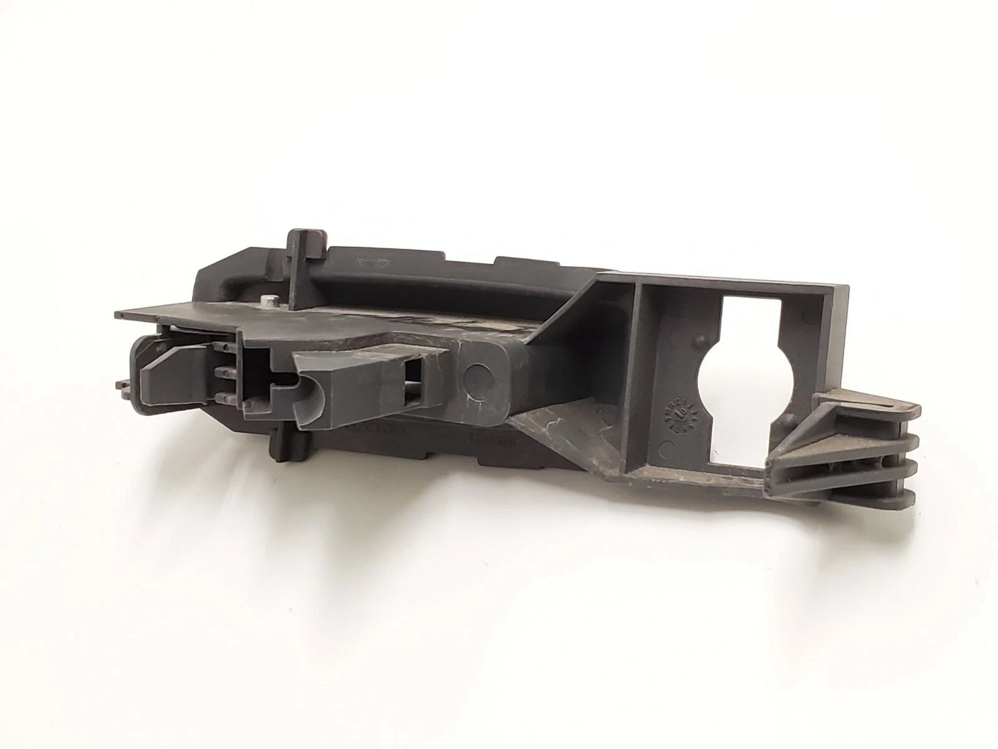 2001-2009 VOLVO S60 REAR RIGHT SEAT FOLD DOWN RELEASE HANDLE RH 9188721 OEM