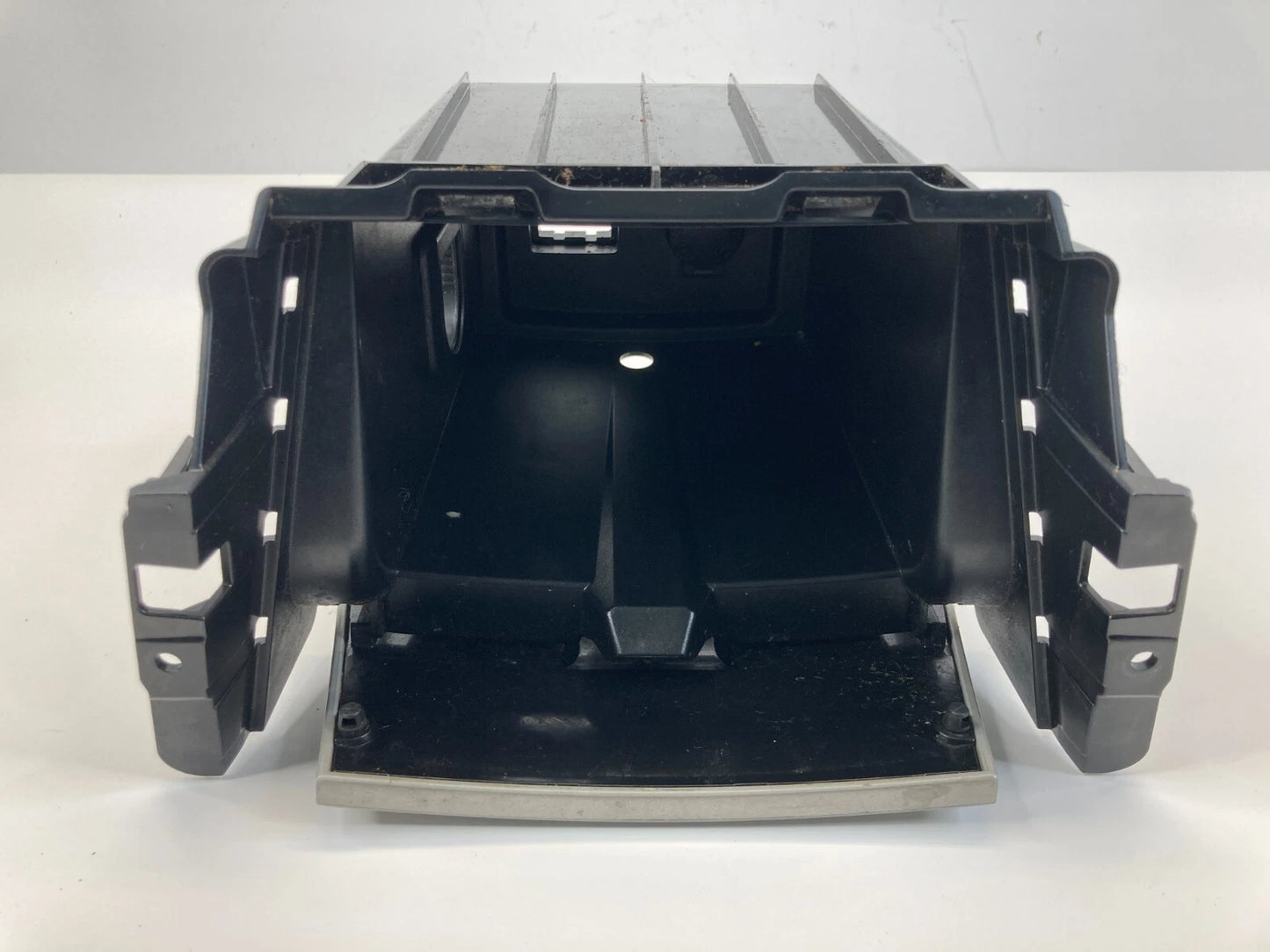 2007-2011 TOYOTA CAMRY CENTER CONSOLE STOWAGE TRAY ASSEMBLY 58804-06060 OEM