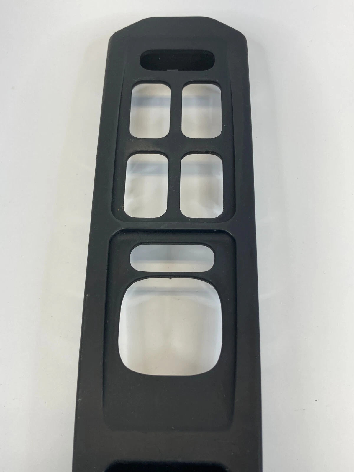 03-07 CADILLAC CTS FRONT LEFT SIDE DOOR MASTER WINDOW SWITCH COVER 10295-JL467