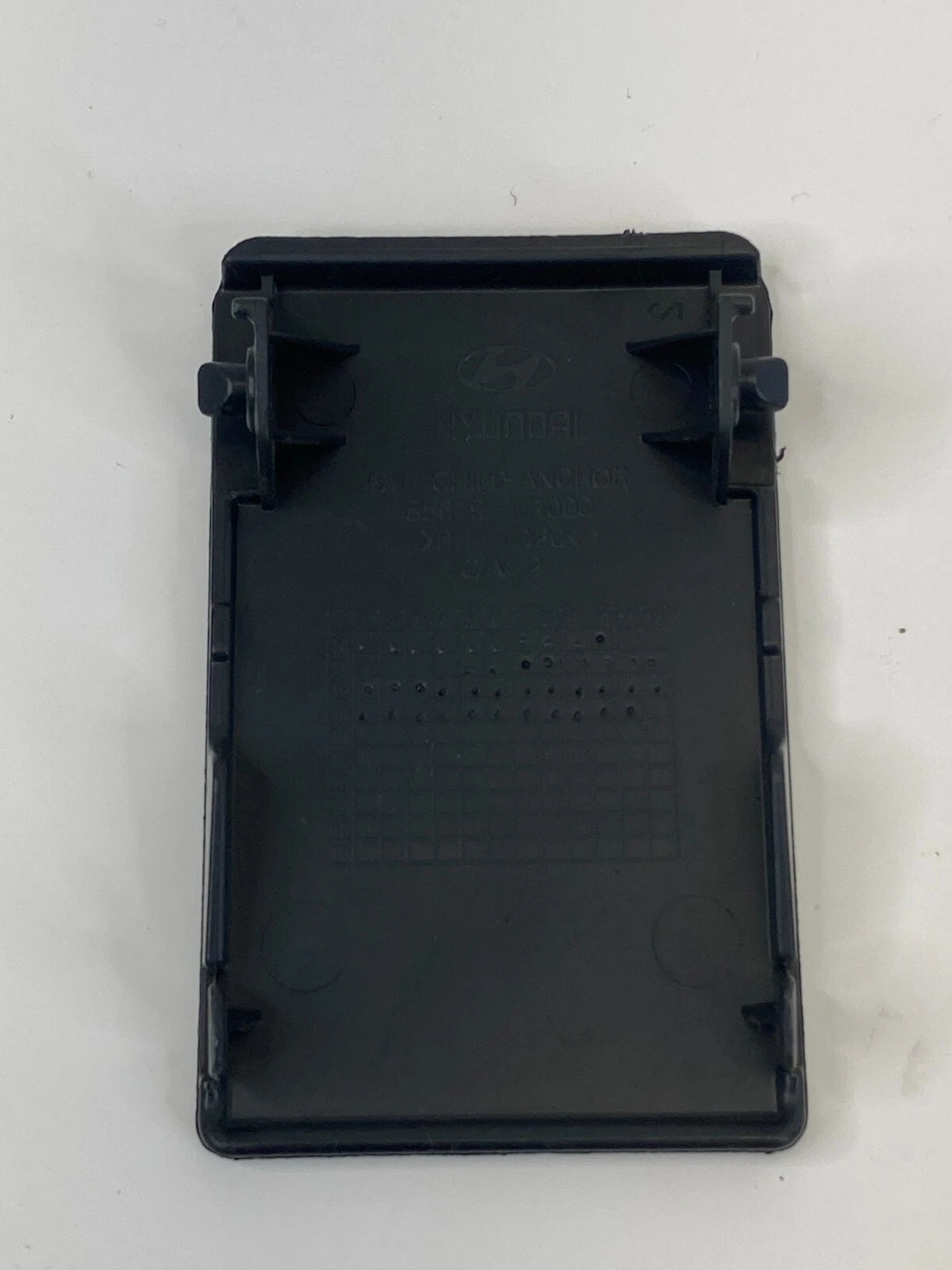 12-17 HYUNDAI ACCENT REAR SEAT CHILD RESTRAINT ANCHOR COVER TRIM 85619-1R000 OEM