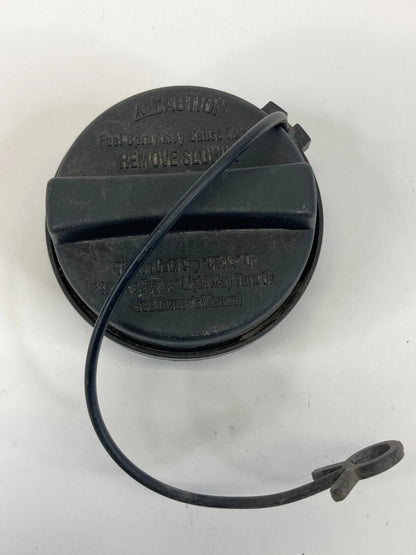 2000-2013 CHEVROLET IMPALA 2004-2012 COLORADO FUEL FILLER GAS LID CAP COVER OEM