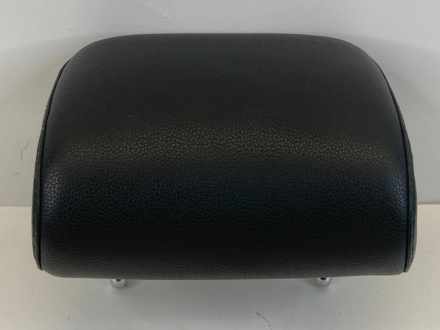 2012-2015 VOLKSWAGEN PASSAT REAR SEAT CENTER MIDDLE HEADREST SUPPORT BLACK OEM