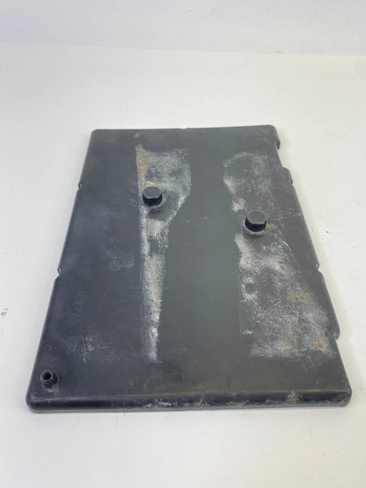 1999-2003 LEXUS RX300 ENGINE BATTERY TRAY SUPPORT HOLDER 74431-33011 OEM