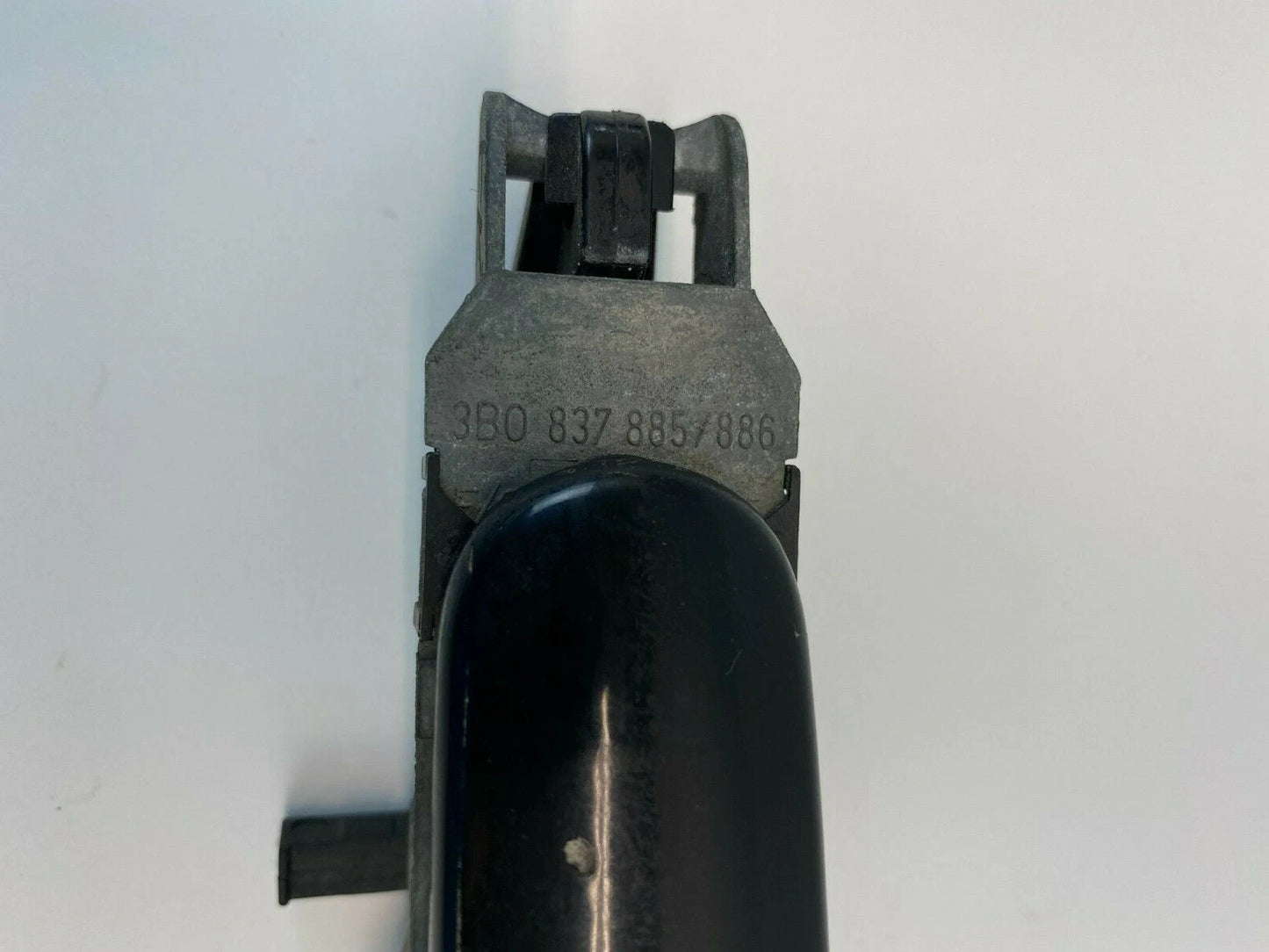 2002-2005 VOLKSWAGEN JETTA FRONT RIGHT SIDE EXTERIOR DOOR HANDLE ASSEMBLY OEM