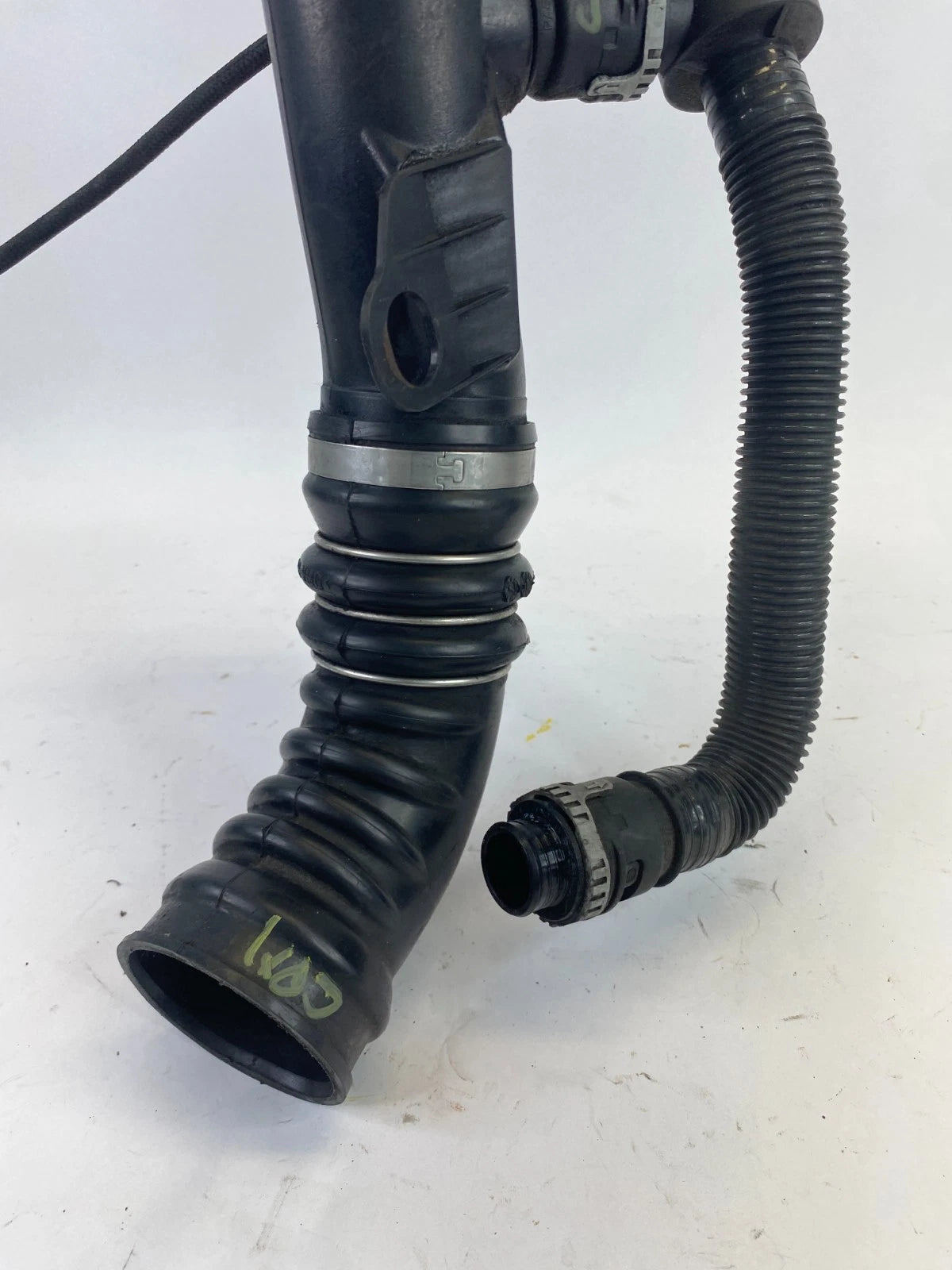 2007 2008 BMW 335XI N54 AIR INTAKE INDUCTION CHARGE TRACT PIPE 1165-7-570-069-02