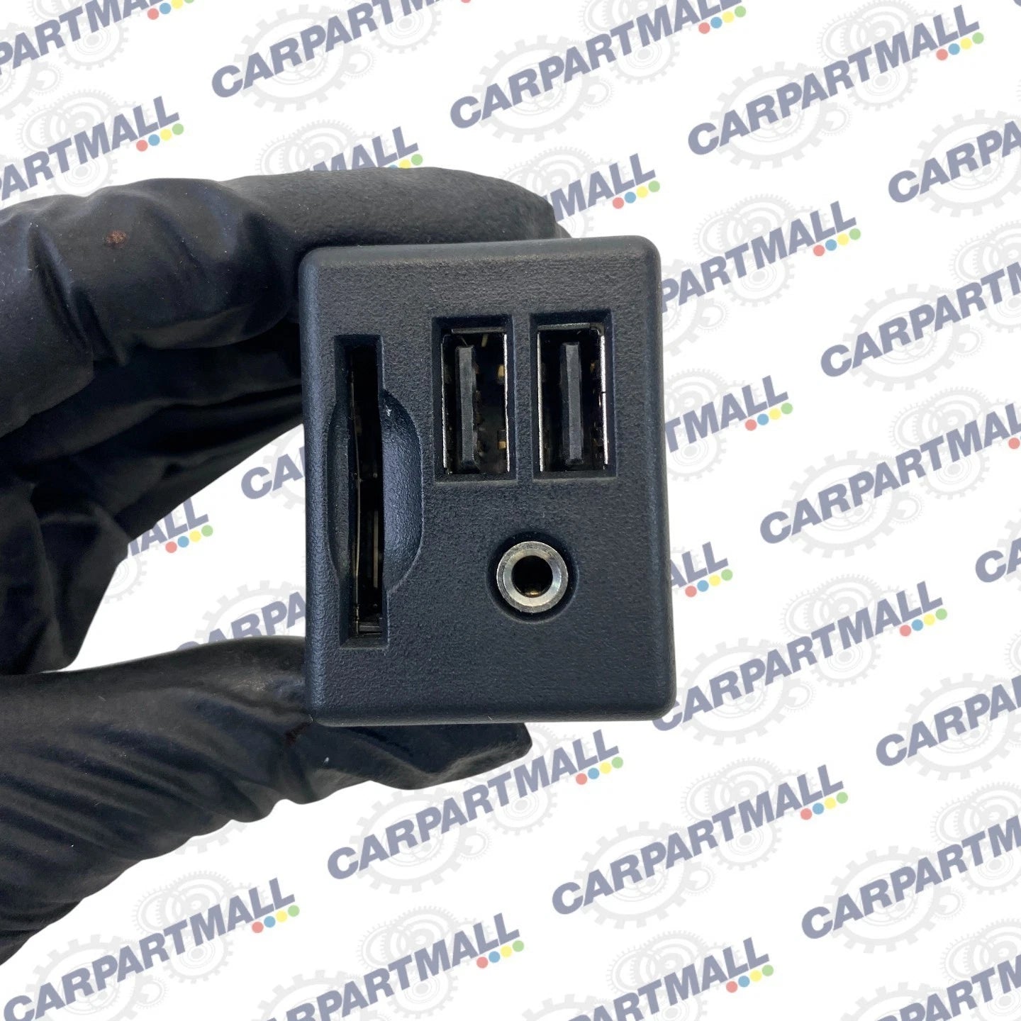 13-16 CADILLAC ATS CTS CENTER CONSOLE DUAL USB AUX SD CARD PORT ASSY 1358121 OEM