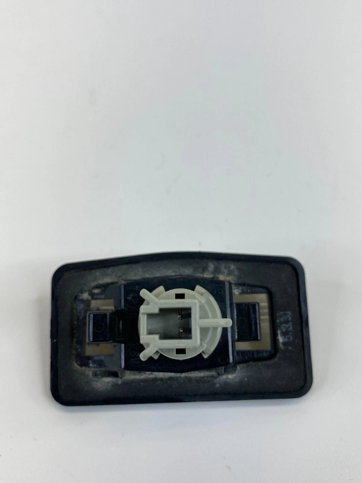 2006-2010 INFINITI M35 M45 REAR TRUNK LICENSE PLATE LIGHT LAMP E11000435 OEM