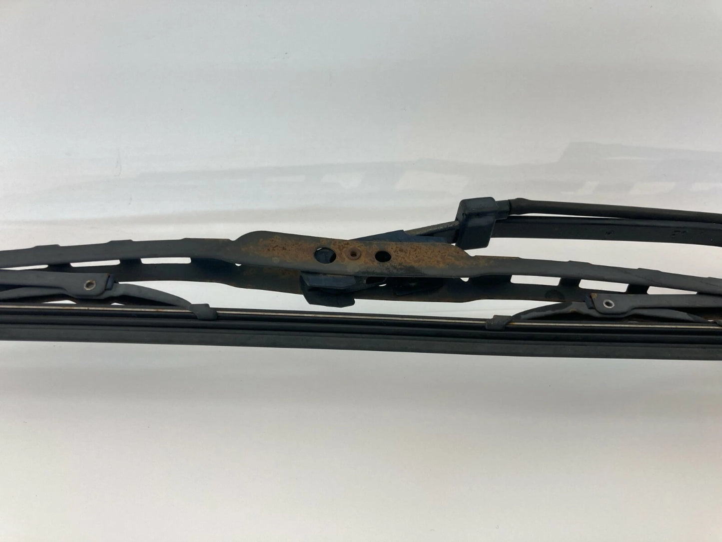2003-2008 ISUZU ASCENDER 03-09 TRAILBLAZER REAR BACK GLASS WIPER WASHER ARM OEM