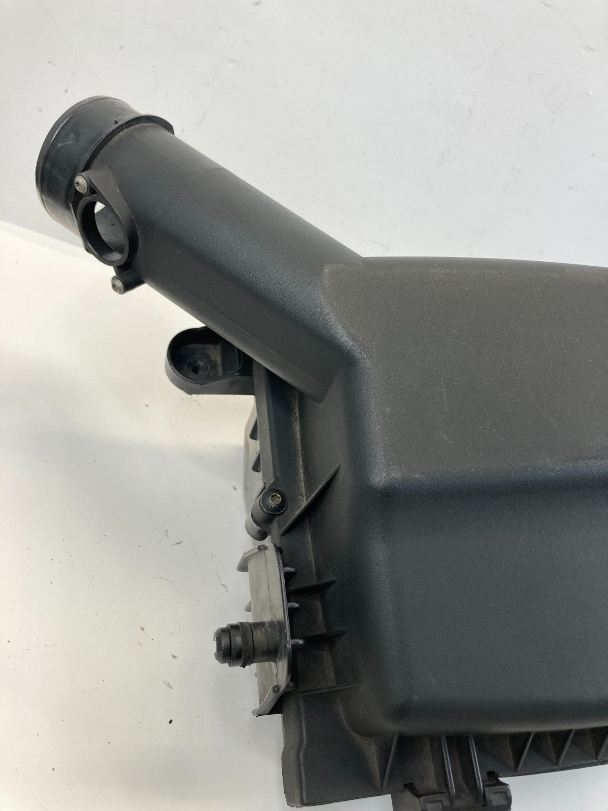 2003-2005 Saab 9-3 2.0L AT Air Intake Cleaner Filter Box Assembly 12785072 OEM