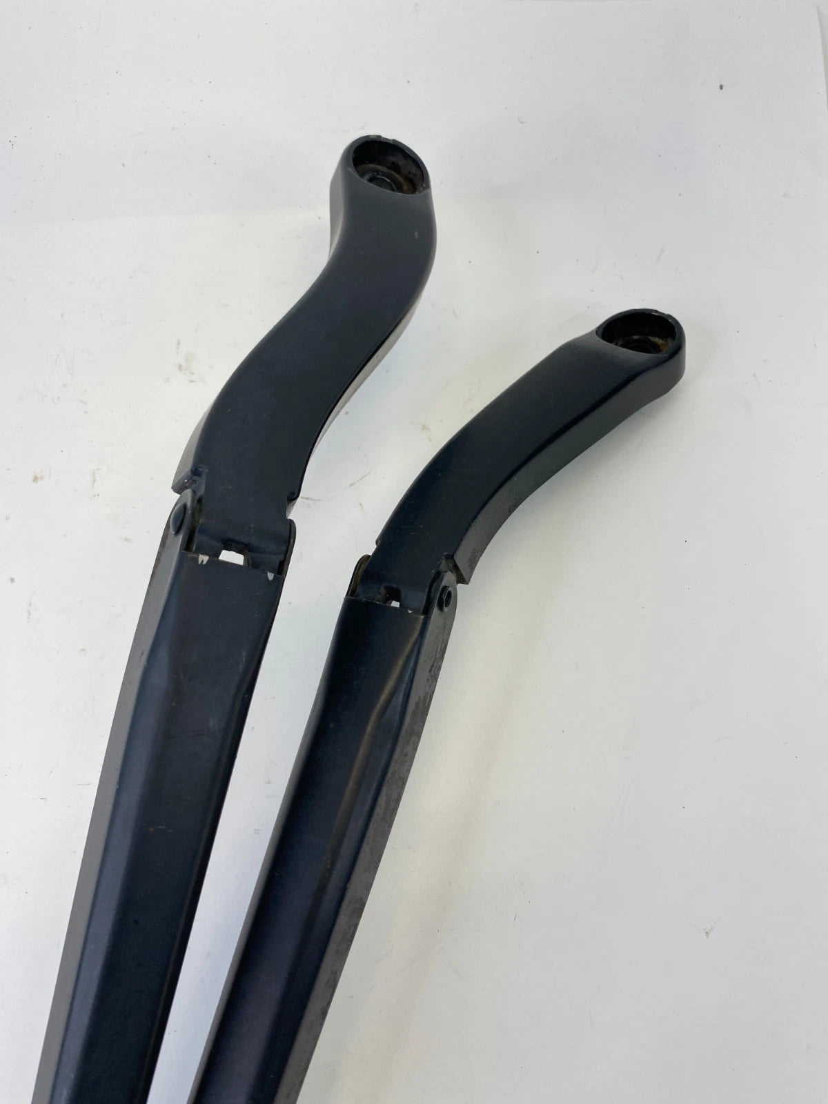 08-20 DODGE GRAND CARAVAN FRONT LEFT & RIGHT WINDSHIELD WIPER ARM PAIR SET OEM