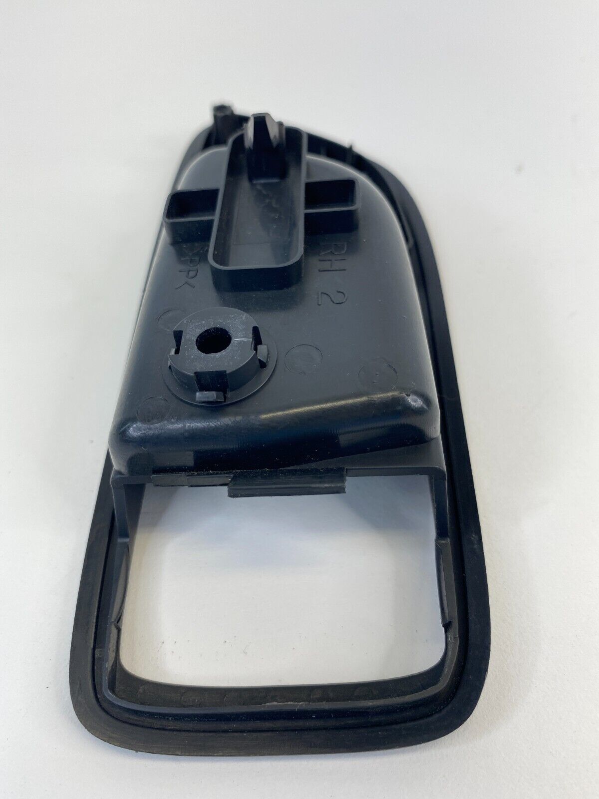 2003-2009 Mazda 3 Mazda3 Hatchback 5-DR Front Right Side Door Handle Cover Bezel