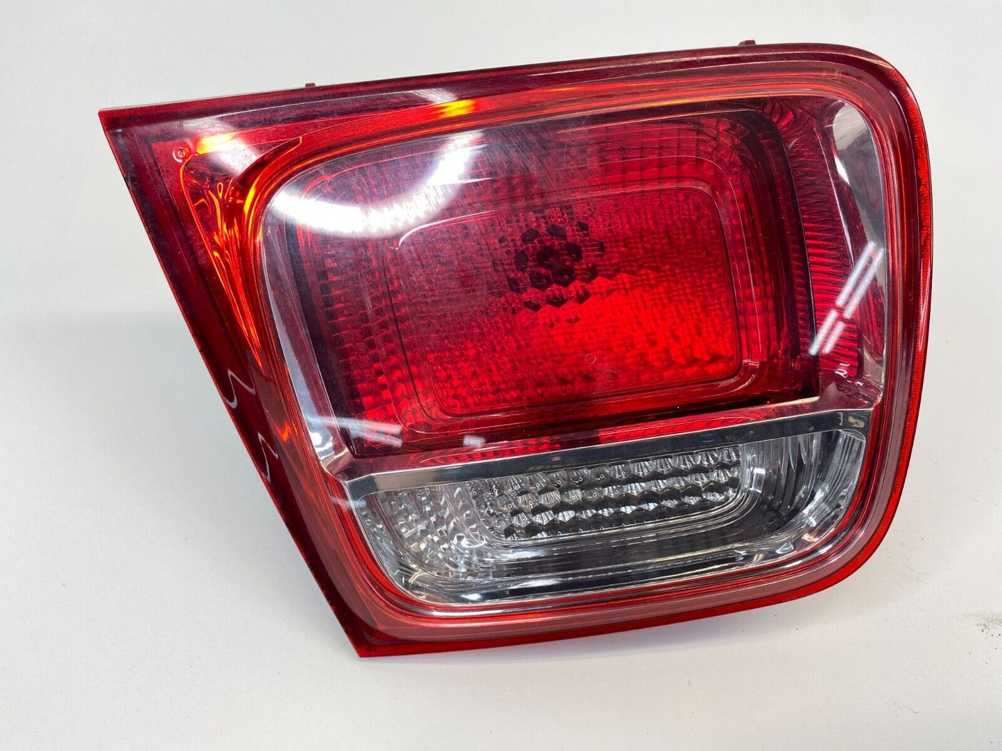 2013-2015 Chevy Malibu Sedan 4-DR Rear Left Driver Tail Light Lamp Taillight OEM